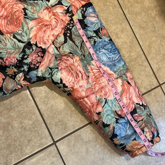 VINTAGE 90’s FOLIA Paris Floral Cottagecore VGUC Puffer Jacket - Picture 5 of 7